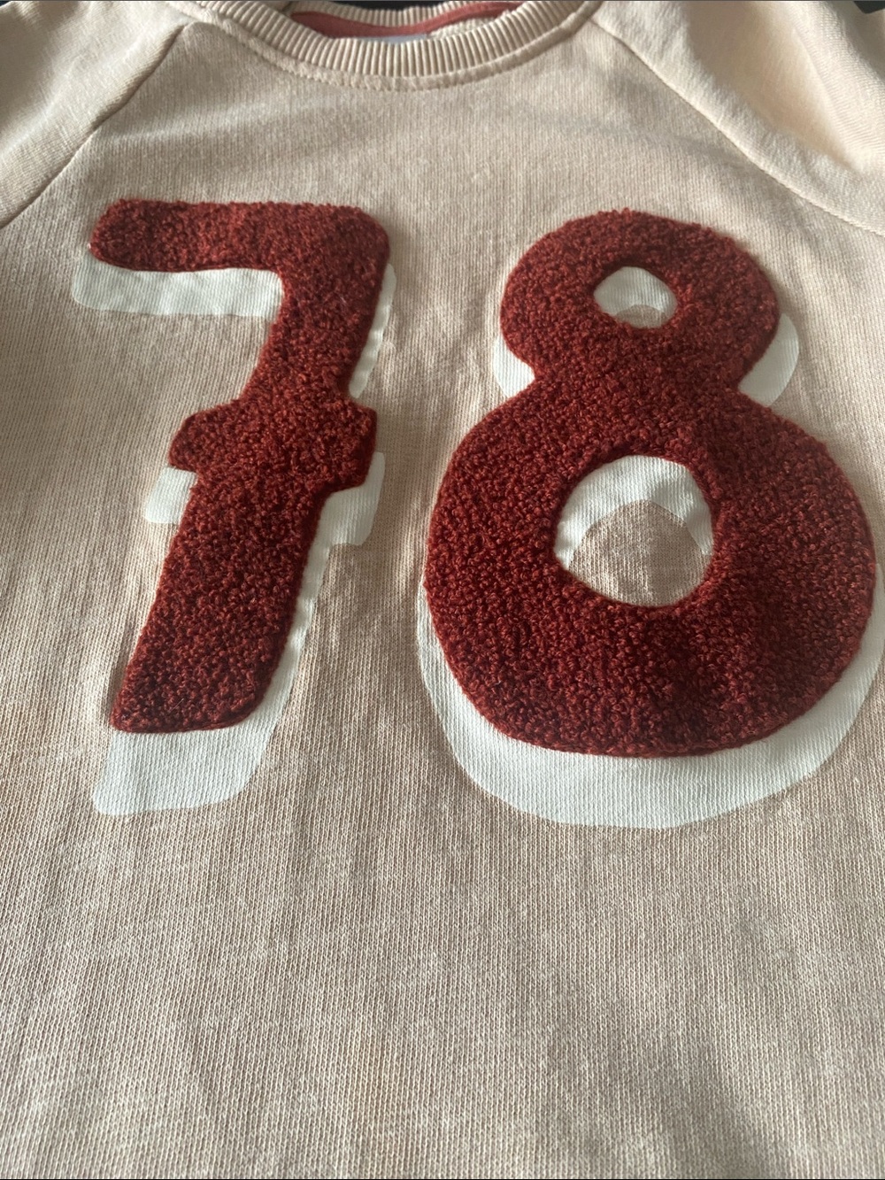 H&M Kids 100% Cotton Varsity Sweatshirt Beige Red Chenille Patch 78 2T 3T EUC - Picture 4 of 11